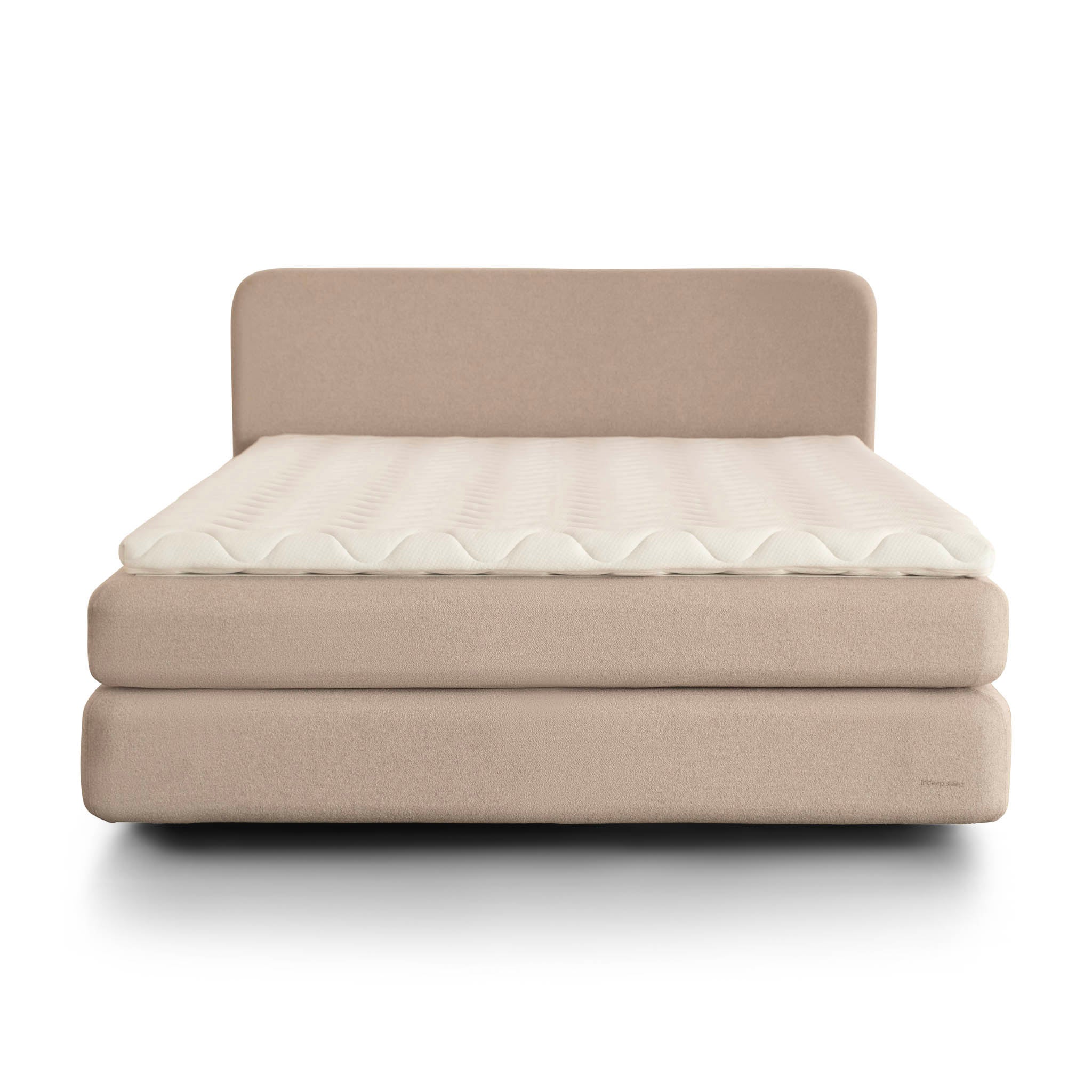 Bold Continental Bed