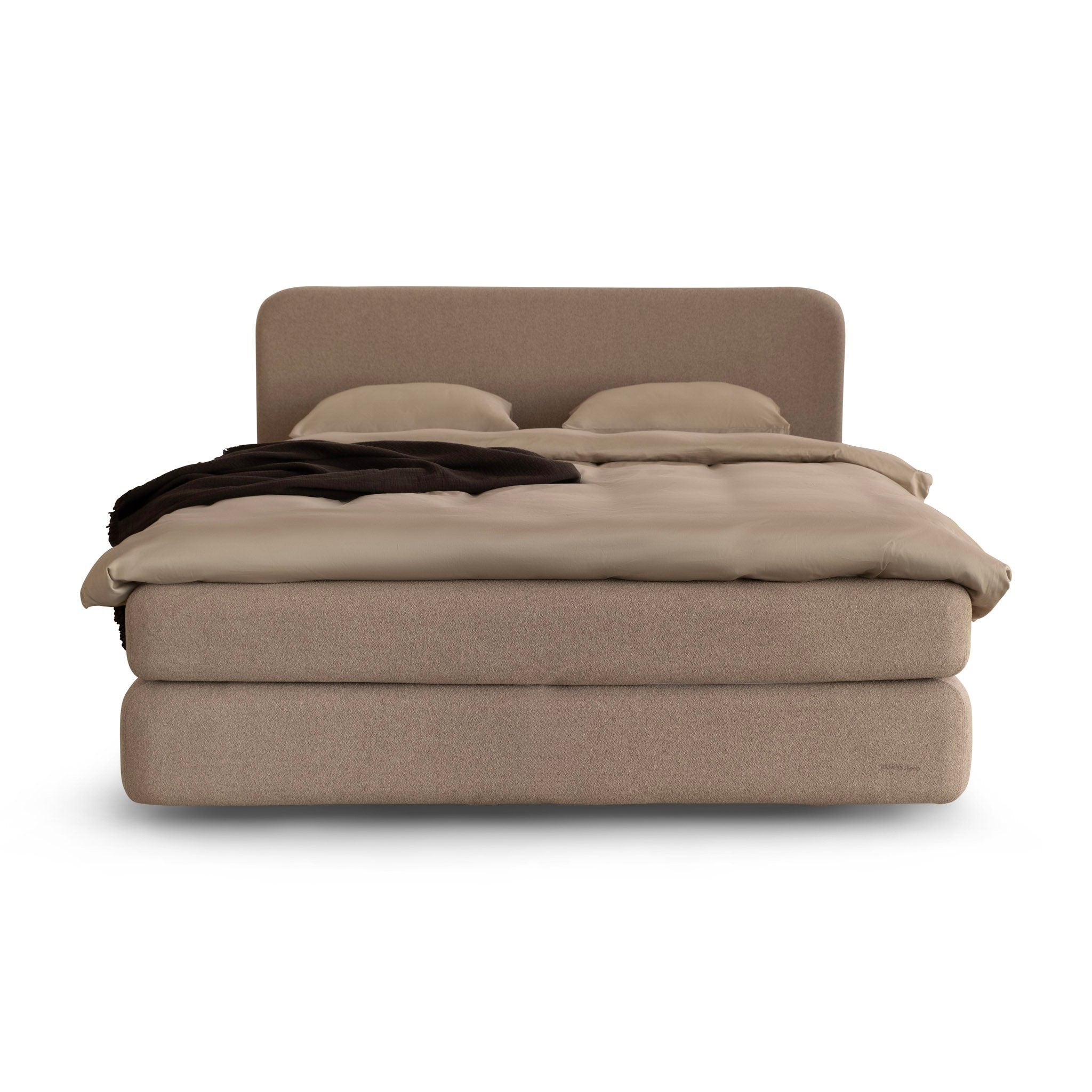 Bold Continental Bed