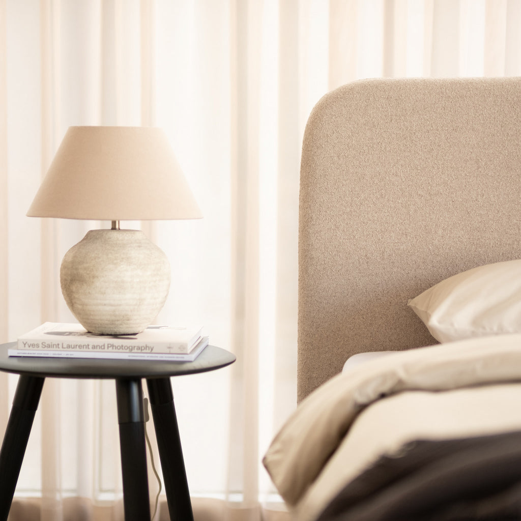 City Frame Bed. Plain Headboard
