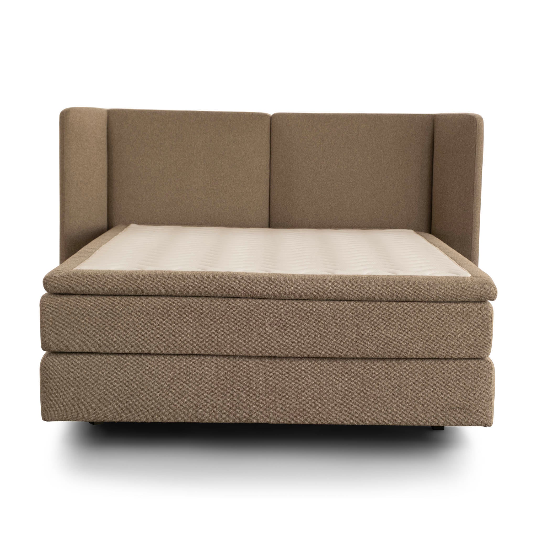 Lux Continental Bed
